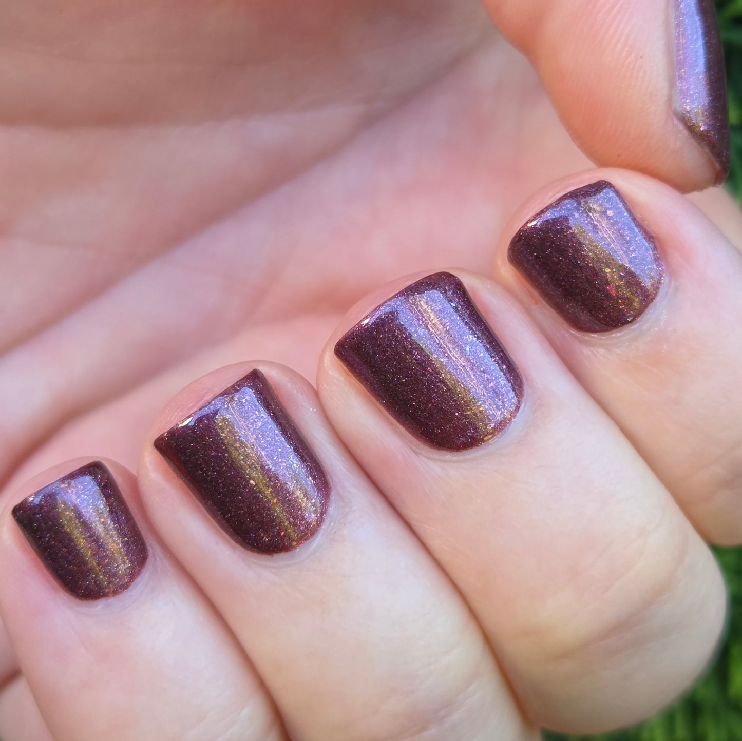 ⭐ Shades of Phoenix – Blood Moon (Crème/Glitter)