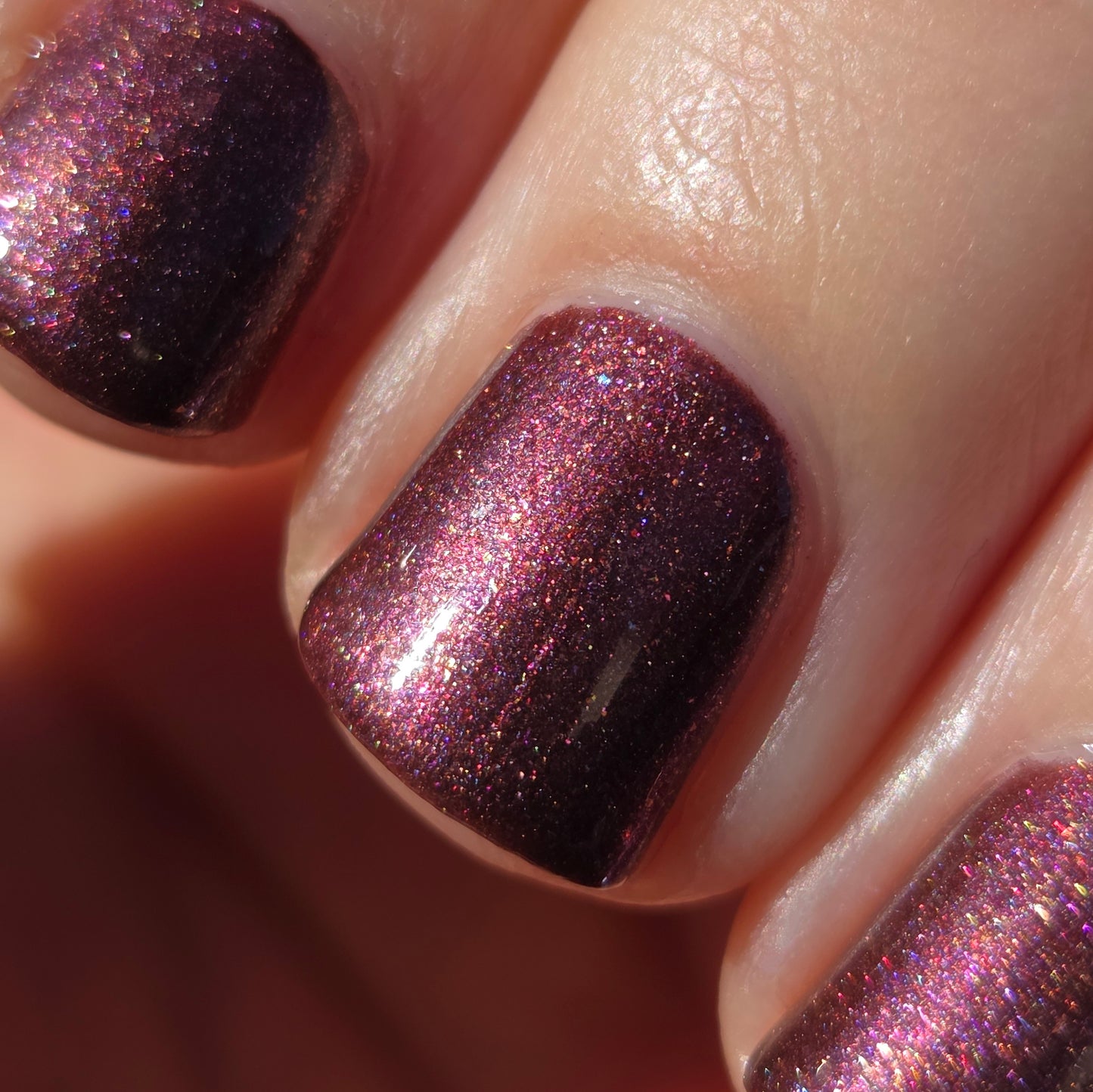 ⭐ Shades of Phoenix – Blood Moon (Crème/Glitter)