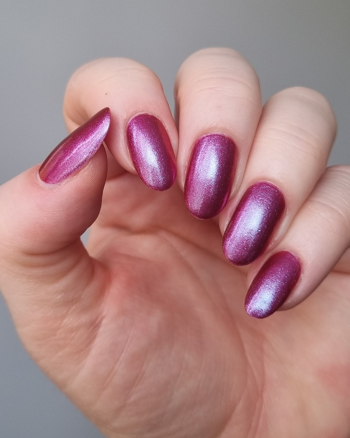 ⭐Gallivanting Nails- Aurora Australis (Shimmer) (Overpour Shade)