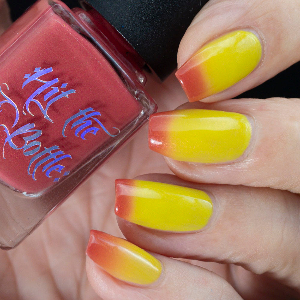 Hit The Bottle – Tonight, Your DJ is a Clown (Thermal/Shimmer) - Overpour shade