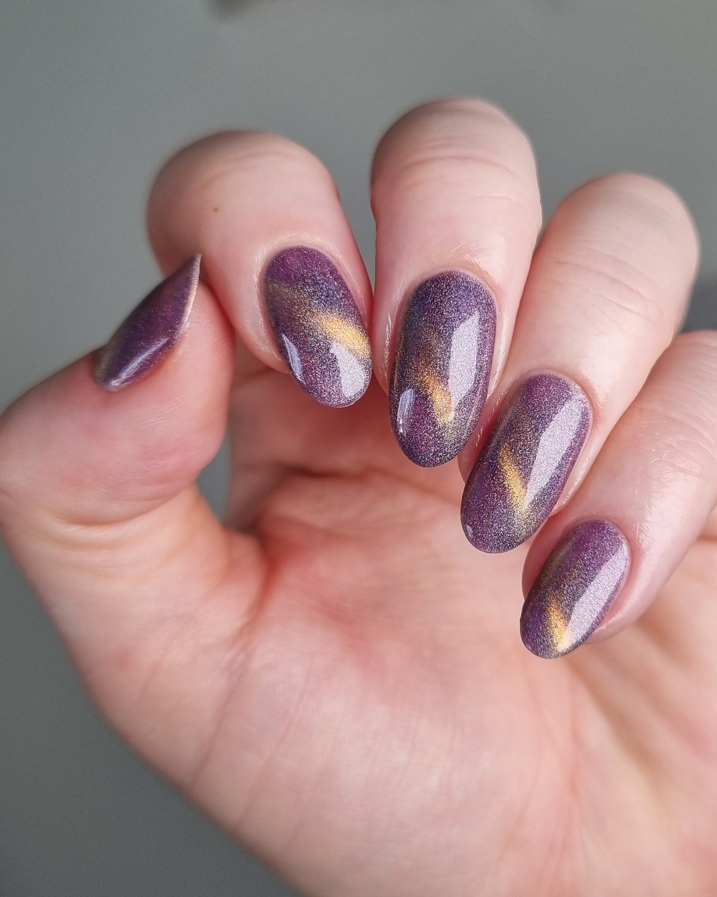 ⭐ Three Hearts Polish – No Trick, All Treat (Holo/Magnetic)