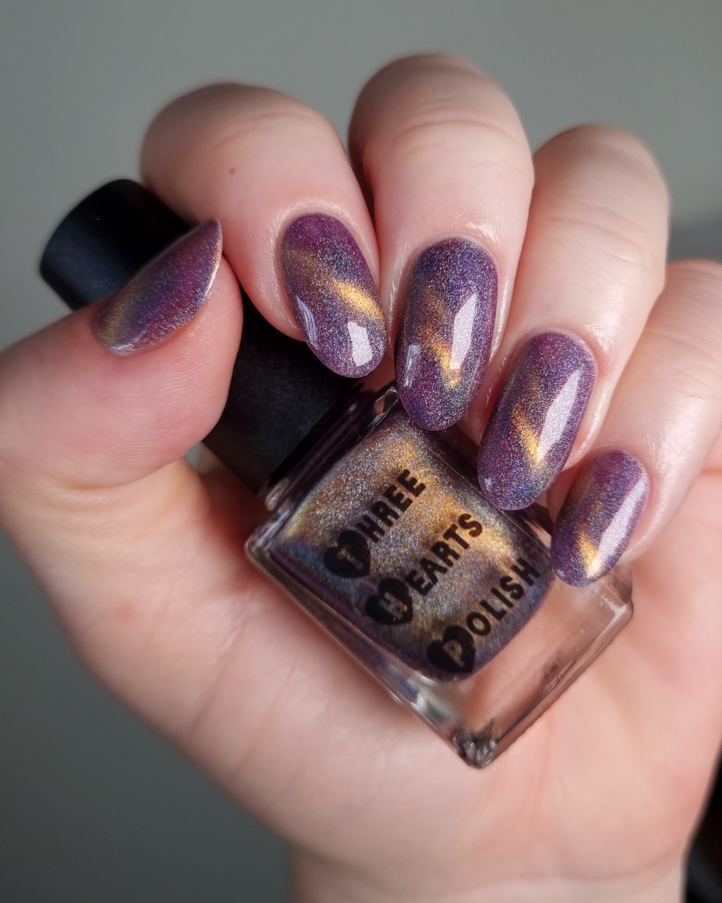 ⭐ Three Hearts Polish – No Trick, All Treat (Holo/Magnetic)