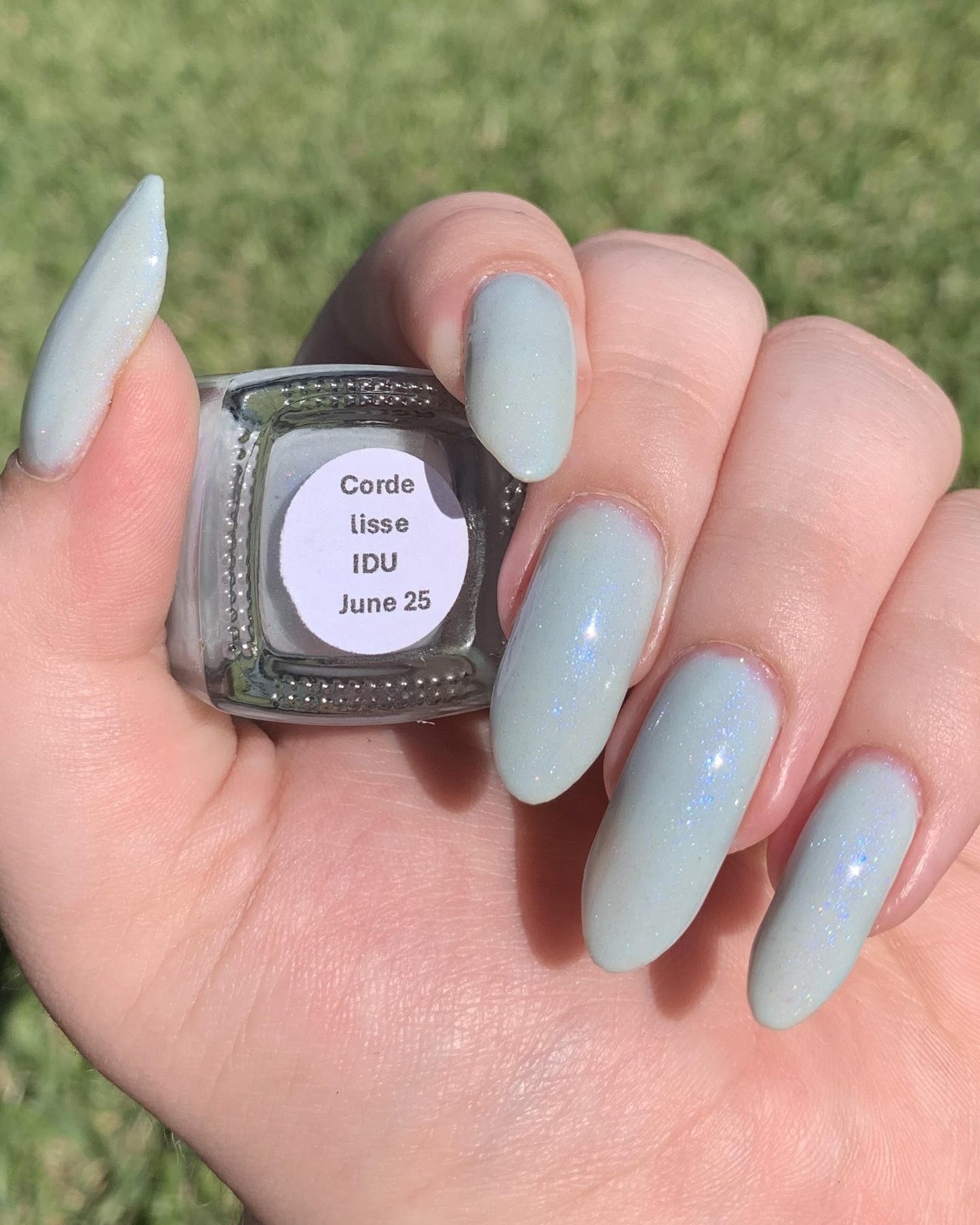 Three Hearts Polish – Corde Lisse (Creme/Shimmer) - Overpour Shade