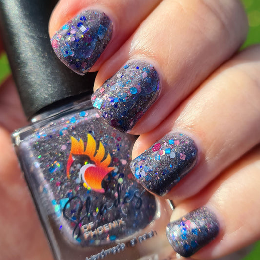 Shades Of Phoenix – Runes & Rainbows (Overpour Shade)