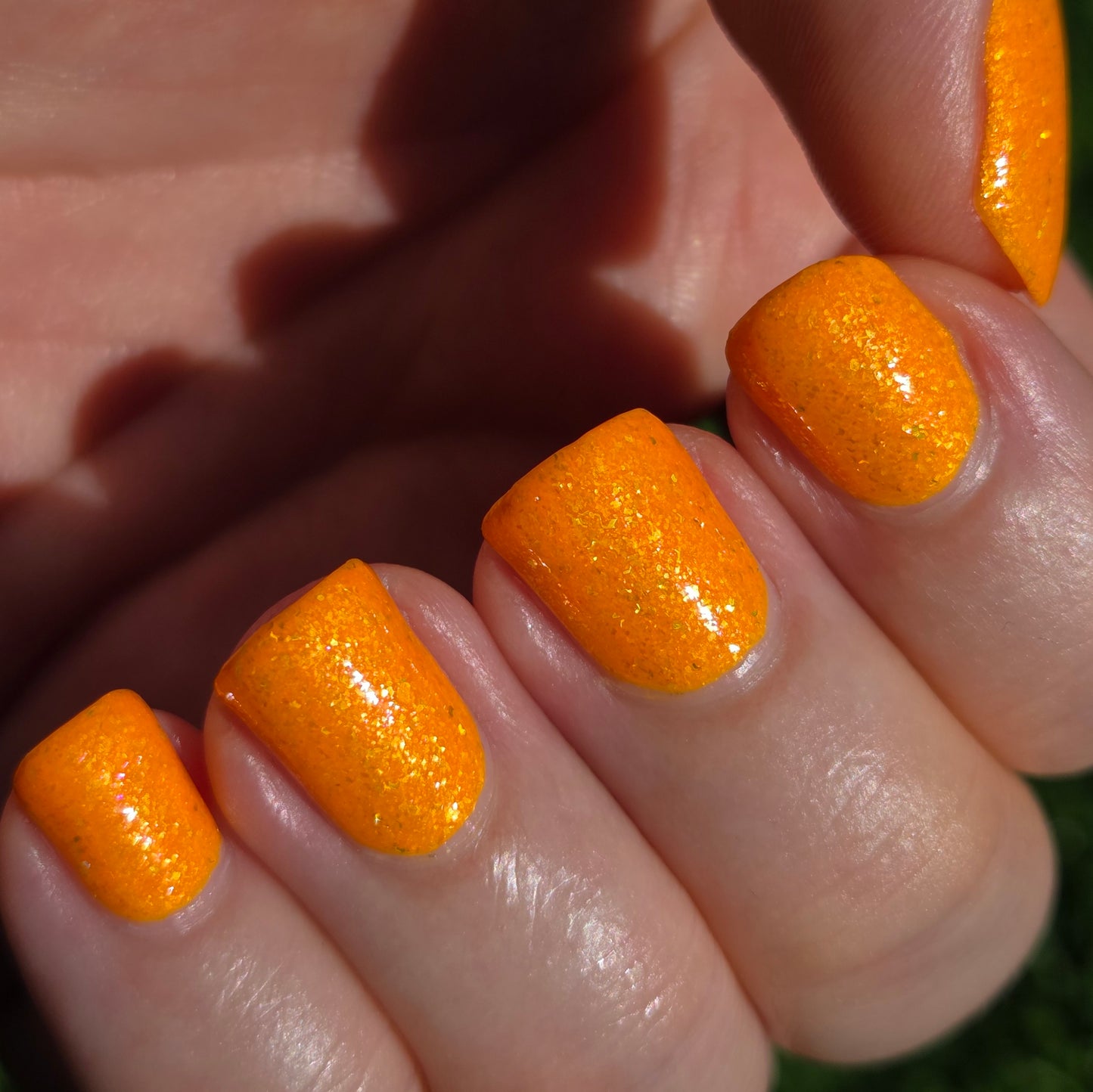 Shades of Phoenix – Zero-to-Hero (Crème/Glitter) - Overpour Shade