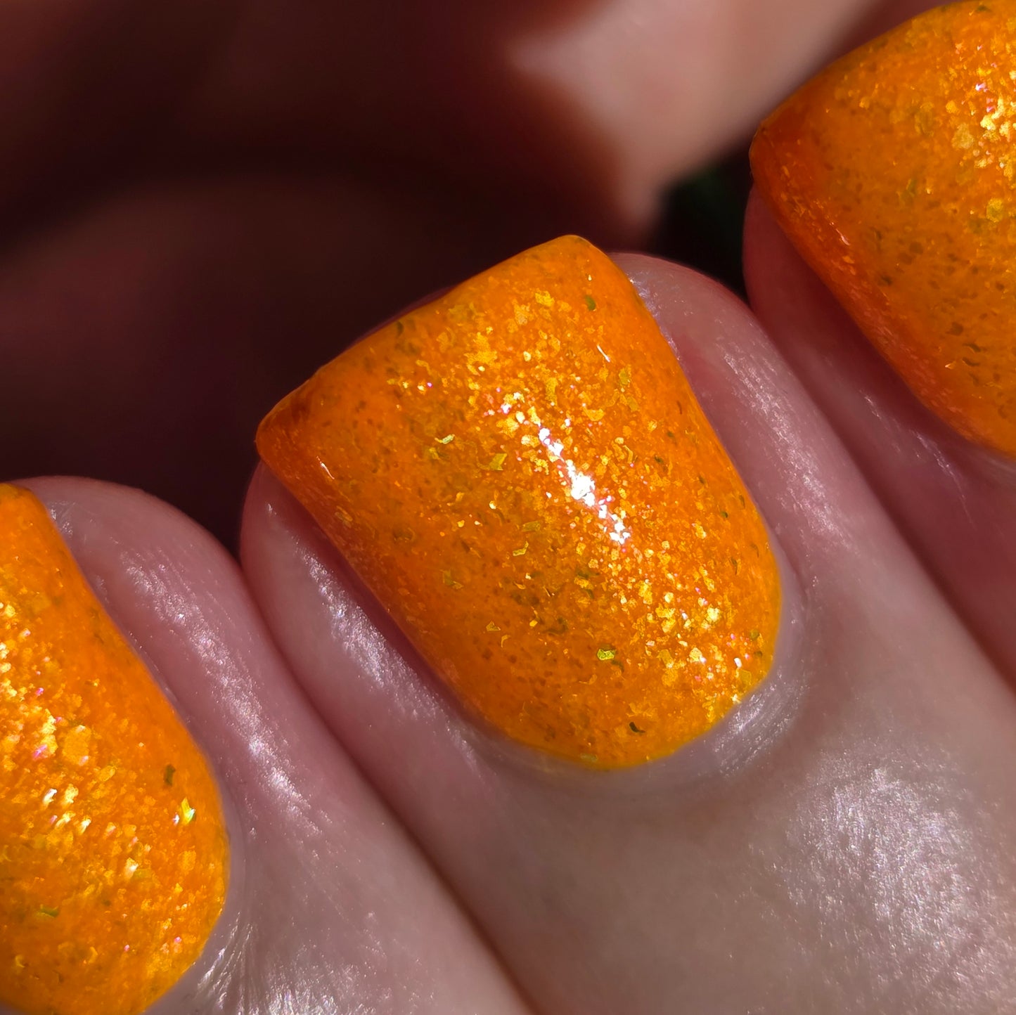 Shades of Phoenix – Zero-to-Hero (Crème/Glitter) - Overpour Shade