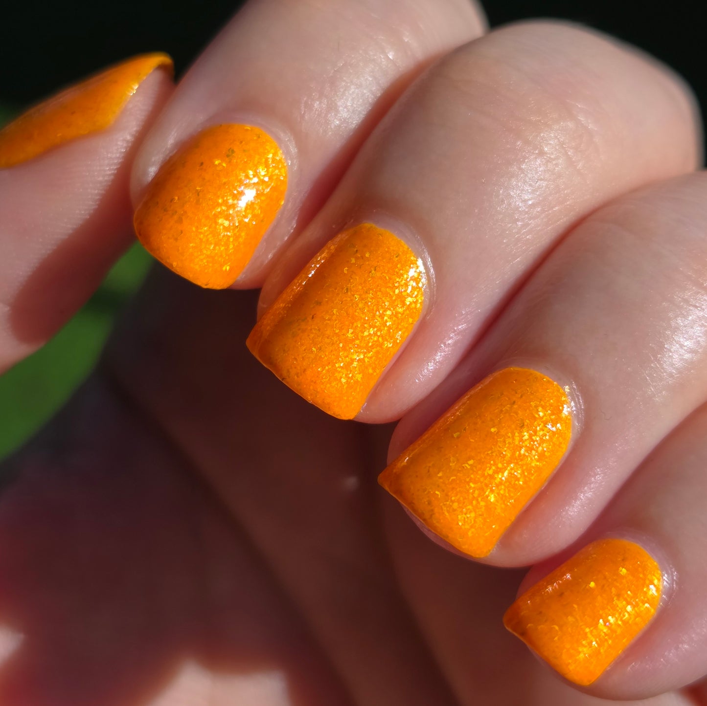 Shades of Phoenix – Zero-to-Hero (Crème/Glitter) - Overpour Shade