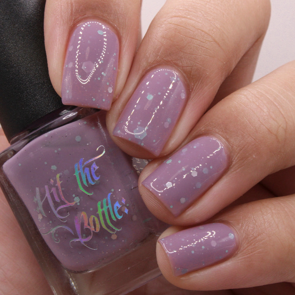 ⭐ Hit The Bottle – Quaint Retreat (Glitter/Crelly)