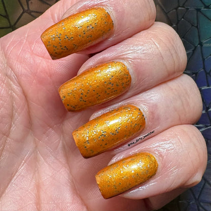 ⭐Paint It By Dipp It - This is the Skin of a Pumpkin (Thermal / Glitter)