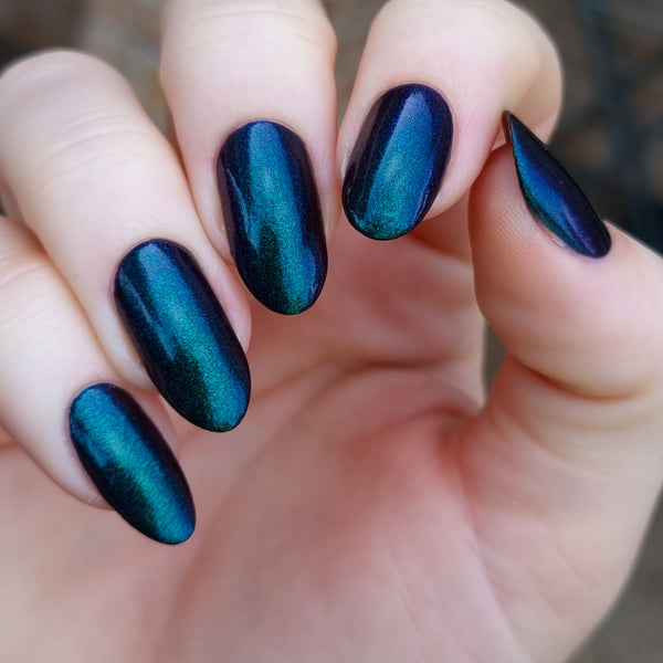 Serpent's Kiss (Overpour Shade) - Cosmic Polish