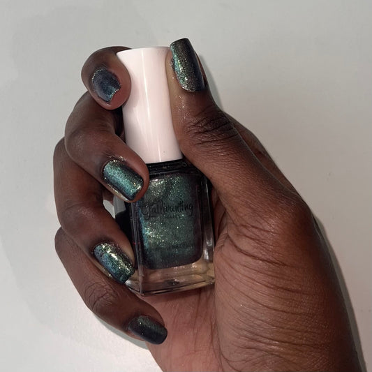 Laugh In The Moonlight (Gallivanting Nails)