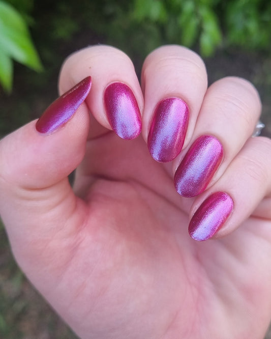 ⭐Gallivanting Nails- Aurora Australis (Shimmer) (Overpour Shade)
