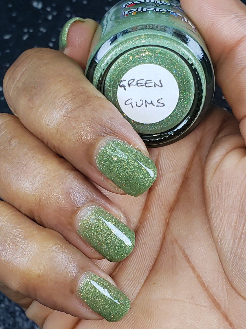 ⭐Paint It By Dipp It - Green Gums (Flakies/Holo) Overpour shade