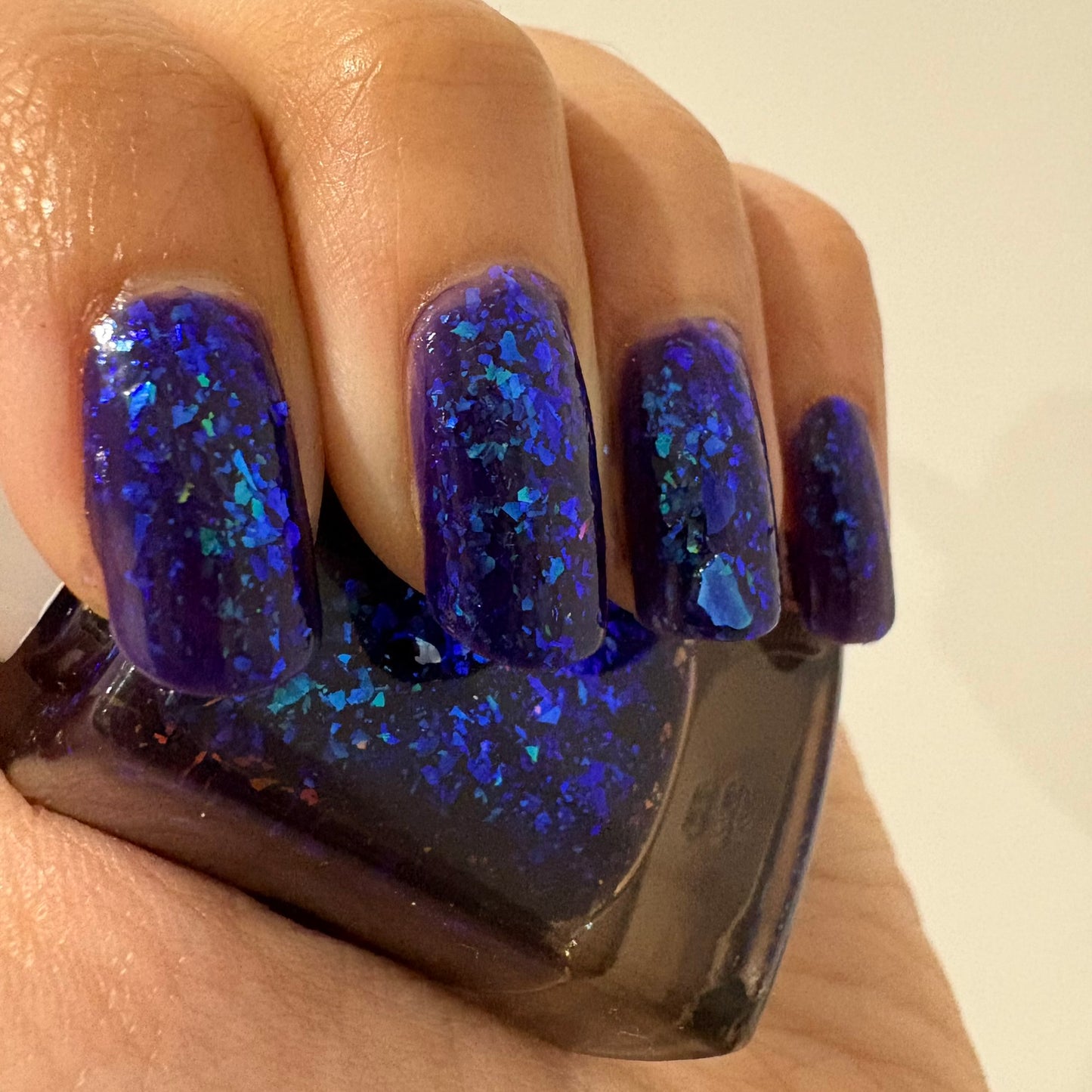 ⭐Gallivanting Nails - Witch and Famous (Flakies)