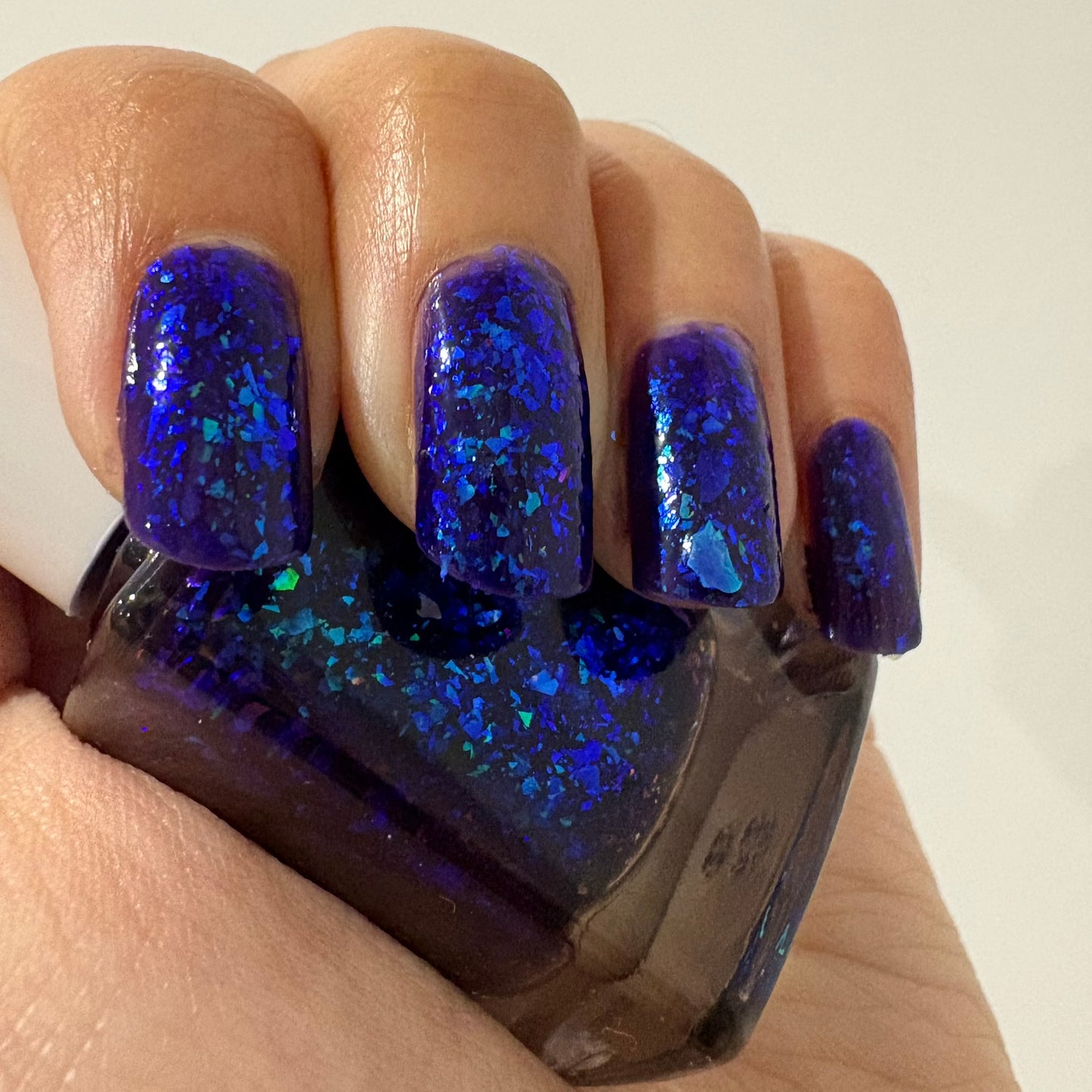 ⭐Gallivanting Nails - Witch and Famous (Flakies)