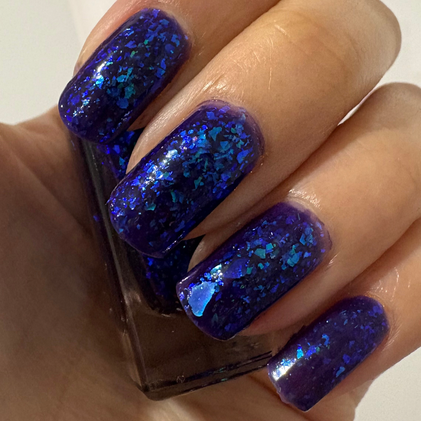 ⭐Gallivanting Nails - Witch and Famous (Flakies)