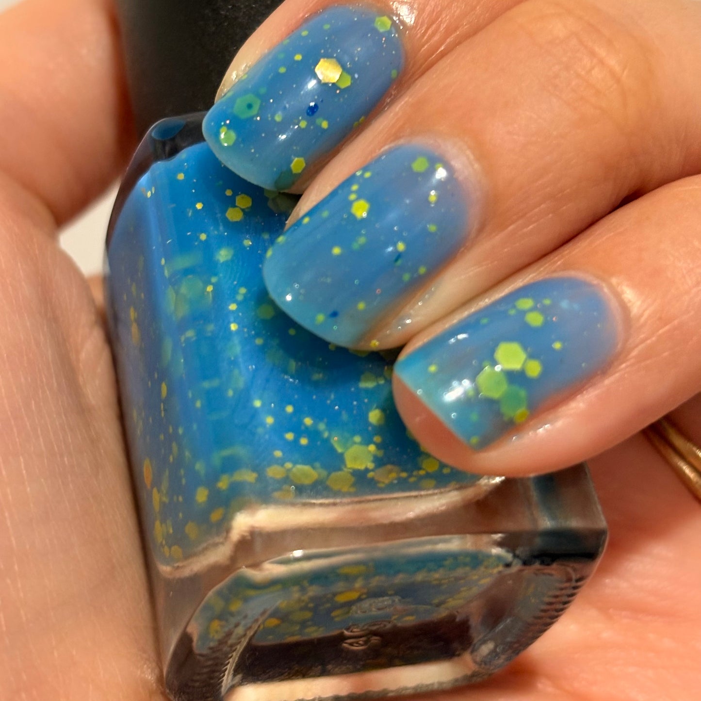 ⭐Gallivanting Nails- Nine Nine (Glitter/Jelly)