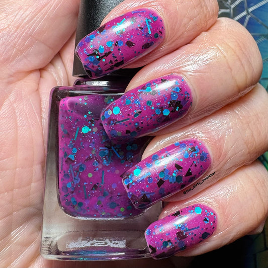 Gallivanting Nails - Hey Boo-tiful (Crelly / Glitter)