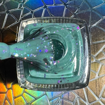 Gallivanting Nails - A Smile So Bewitching (Crelly / Glitter) (Overpour Shade)