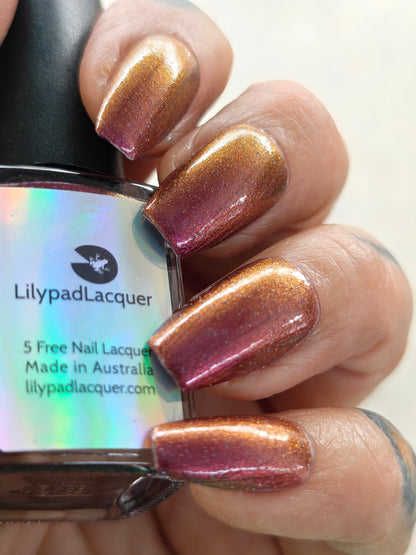 ⭐Lilypad Lacquer - Witch Wine (Shimmer/Holo)