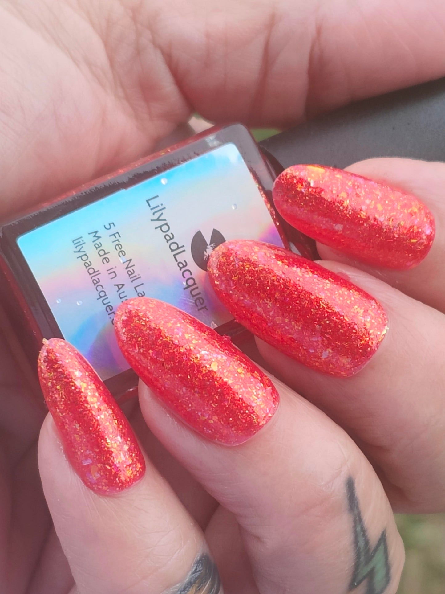 ⭐Lilypad Lacquer - Seductive Paradox (Flakies)