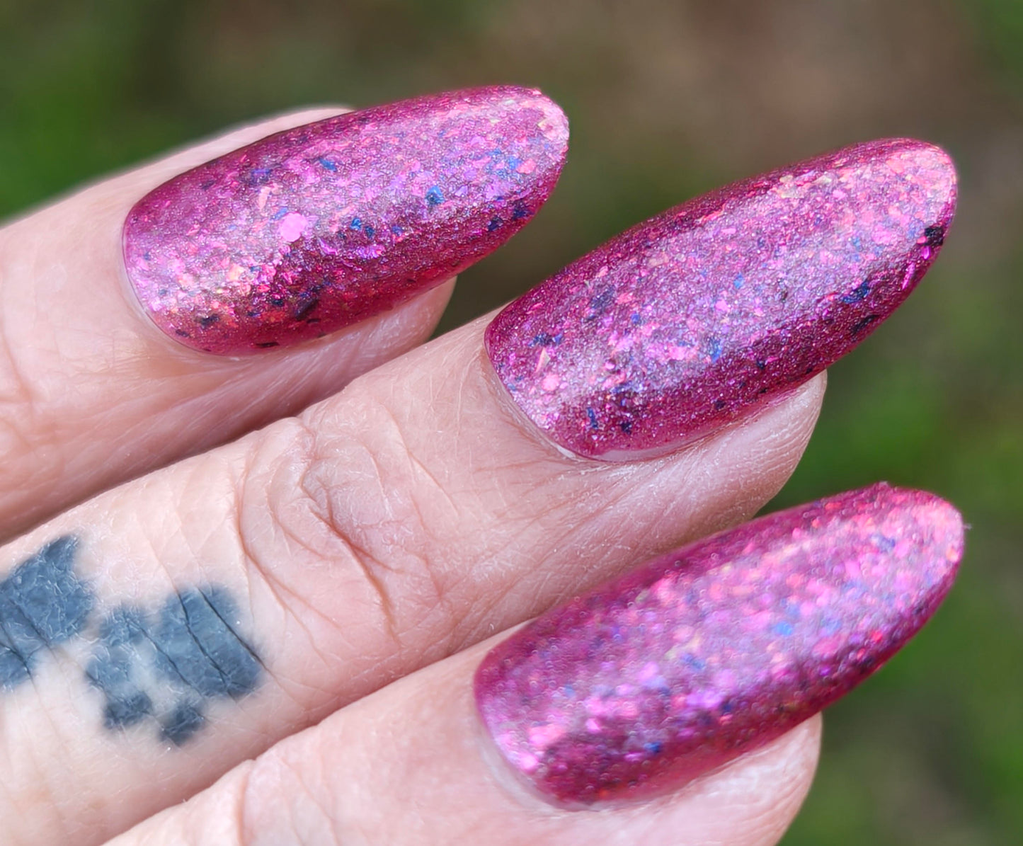 ⭐Lilypad Lacquer - Toxic Beauty (Flakies)