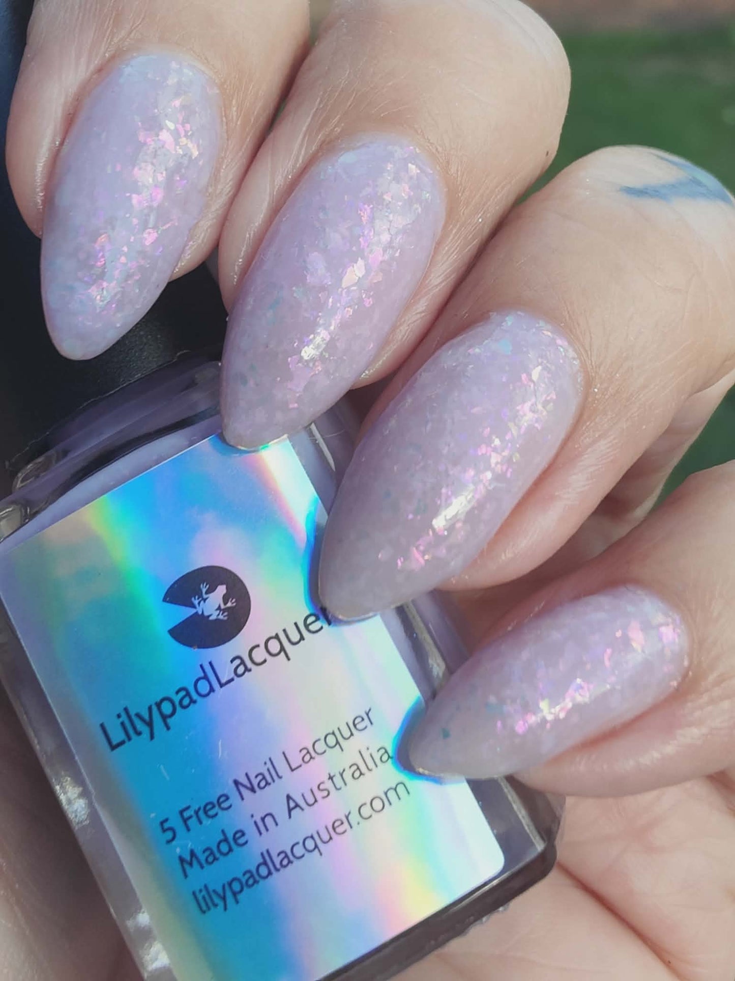 ⭐Lilypad Lacquer - Lavender Fantasy (Flakies)