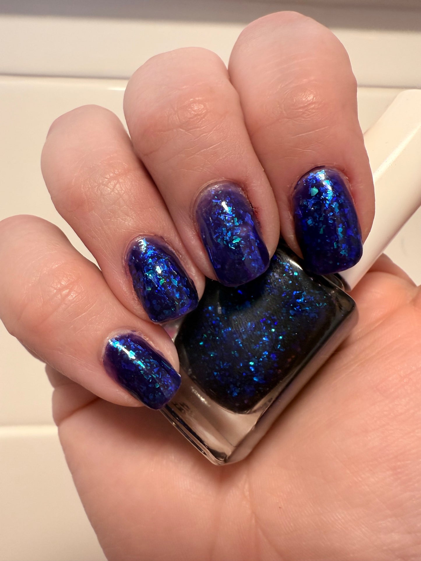 ⭐Gallivanting Nails - Witch and Famous (Flakies)